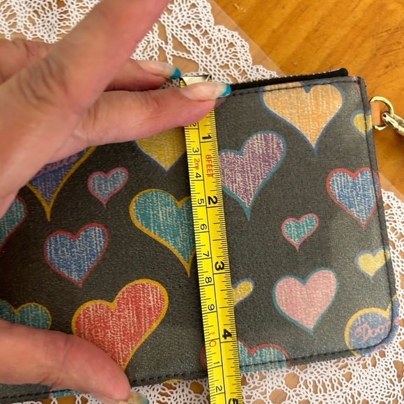 SALE: DOONEY & BOURKE SCRIBBLE HEART ❤️ WRISTLET- Very Good Used Condition! 😍 - Picture 6 of 6